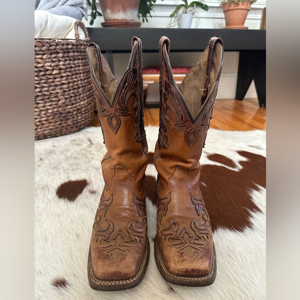 Ariat Womens Square Toe Western Boot